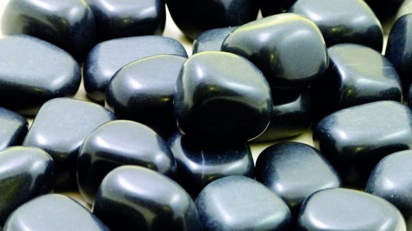 Black Polished Stones 1 kg