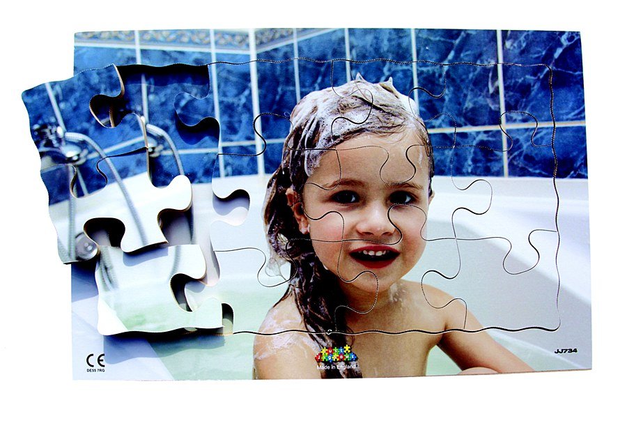 Wooden Jigasaw - Bathtime  (16 Pieces)