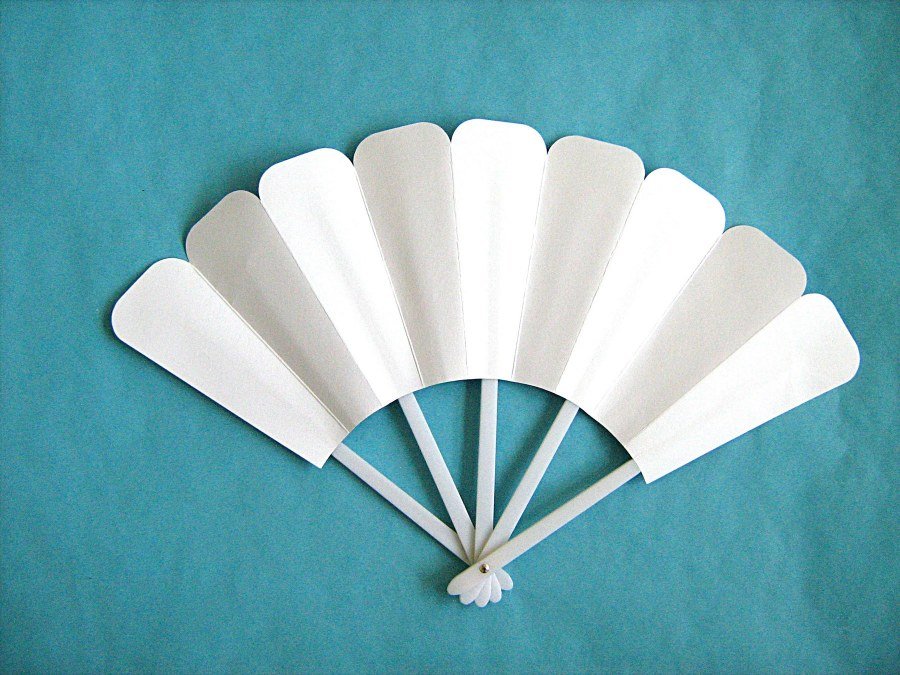 Folding Paper Fan with Plastic Handle 